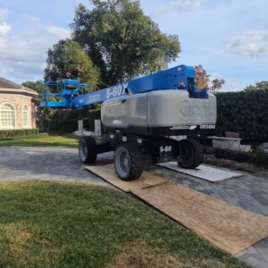 GENIE S-60X BOOM LIFT