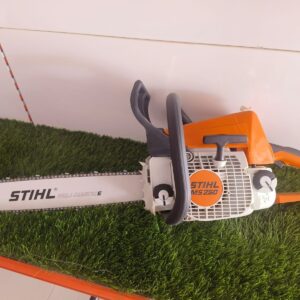 CHAIN SAW MS250