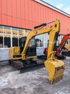 MINIEXCAVATOR 305CR (11.5 TON)